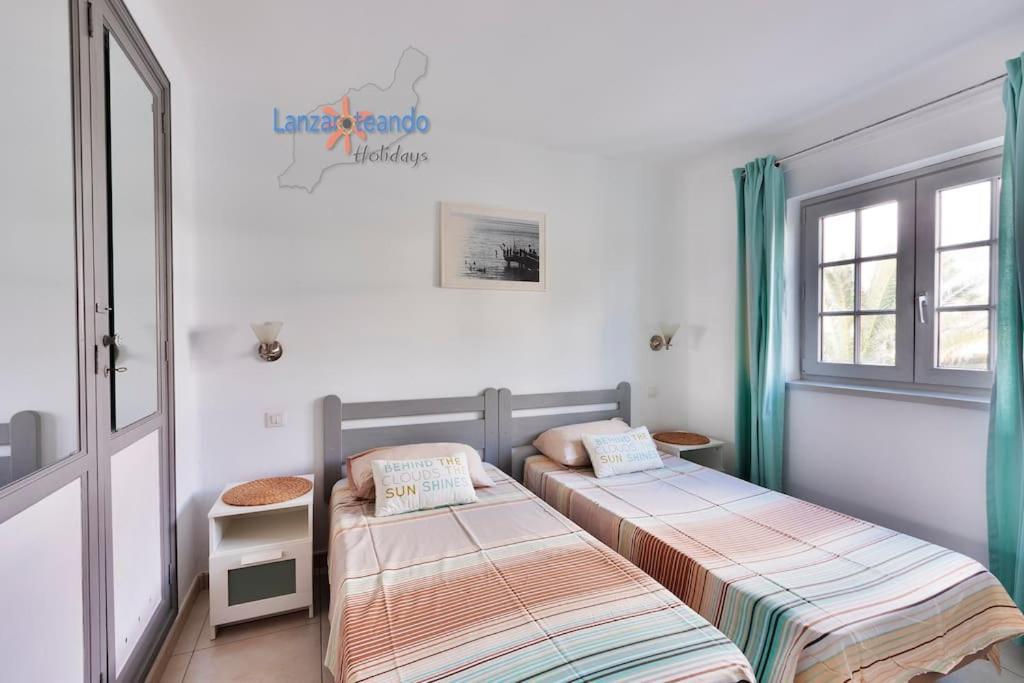Casa Patty, Piscinas Climatizadas, Primera Linea Costa Teguise Exteriör bild