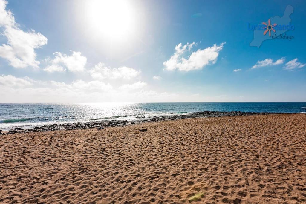 Casa Patty, Piscinas Climatizadas, Primera Linea Costa Teguise Exteriör bild